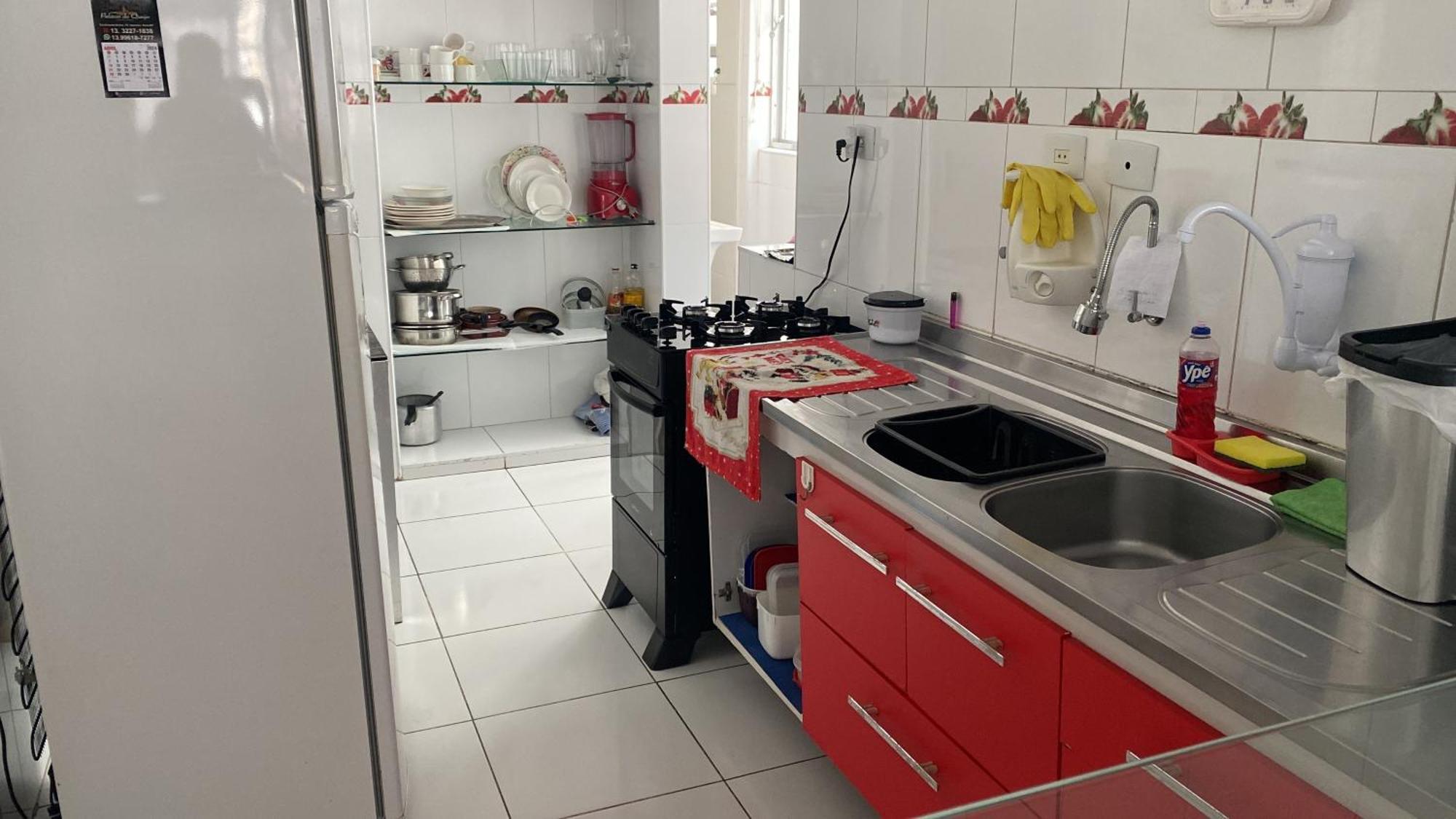 Em 5 Minutos A Pé Tá Na E No Shopping Praiamar, 2 Quartos, 2 Banheiros, Portaria 24 Horas, Elevador, Garagem, Ar Condicionado, Wi-fi! Santos (Sao Paulo)