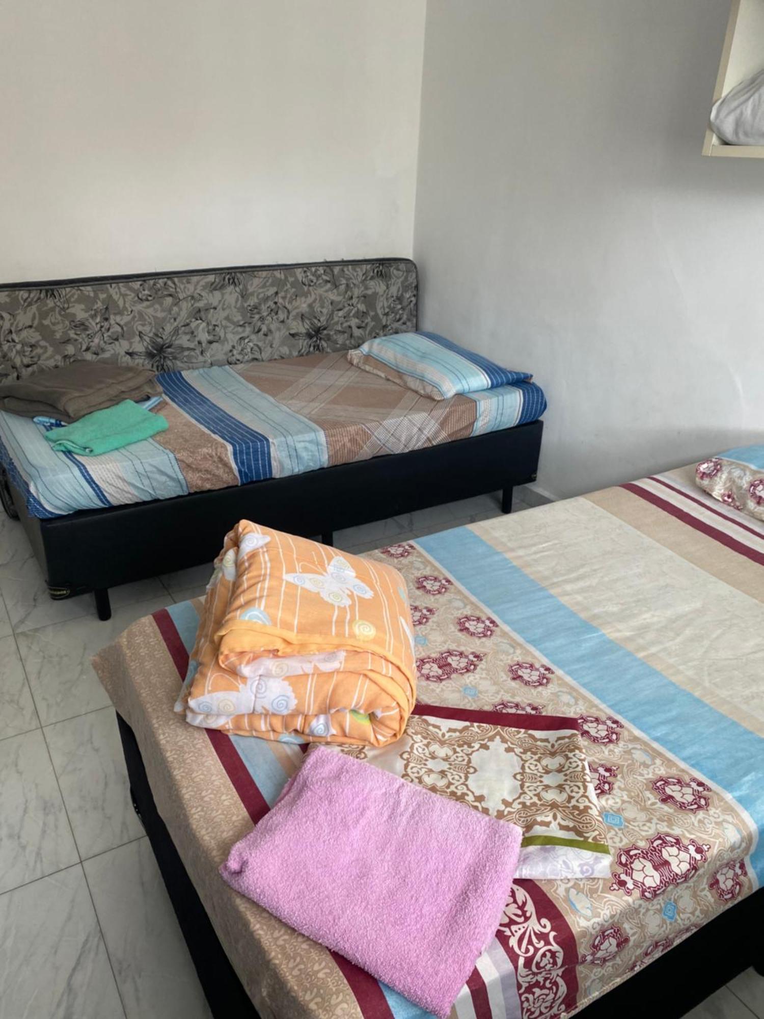 Em 5 Minutos A Pé Tá Na E No Shopping Praiamar, 2 Quartos, 2 Banheiros, Portaria 24 Horas, Elevador, Garagem, Ar Condicionado, Wi-fi! Apartamento *