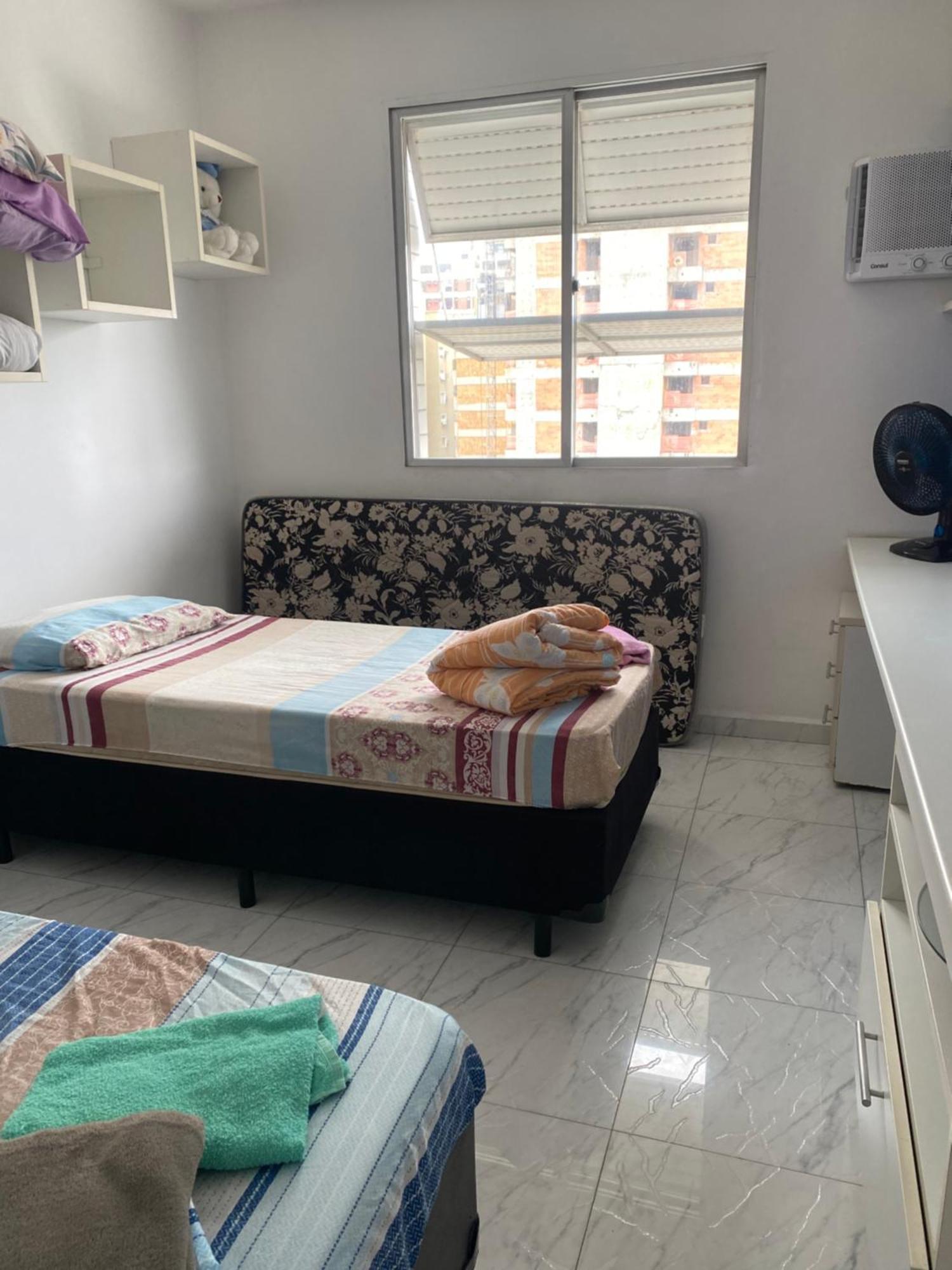 Em 5 Minutos A Pé Tá Na E No Shopping Praiamar, 2 Quartos, 2 Banheiros, Portaria 24 Horas, Elevador, Garagem, Ar Condicionado, Wi-fi! *